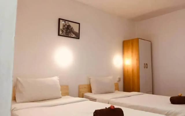 Owl's Nest Hostel - photo 4