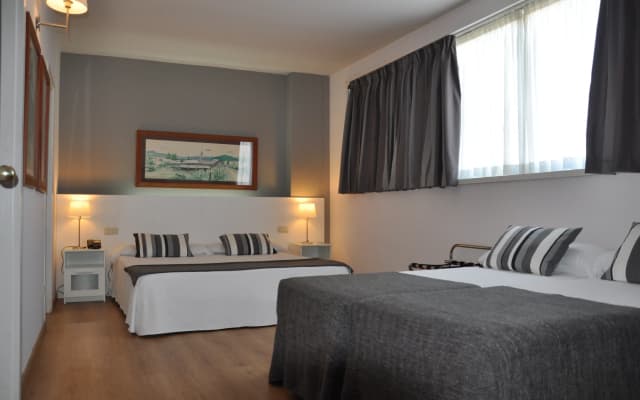 Atenea Barcelona Aparthotel  - photo 3