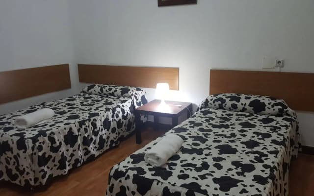 Hostal Helena 2 - photo 3