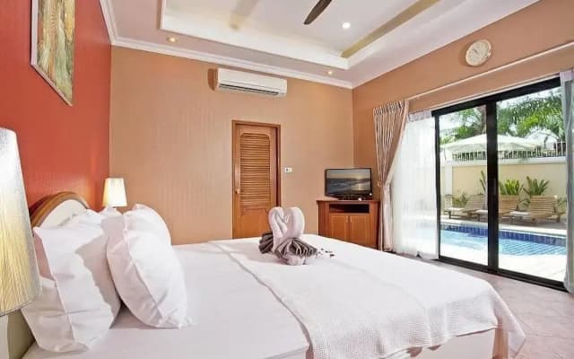 Tropical View Villa - photo 2