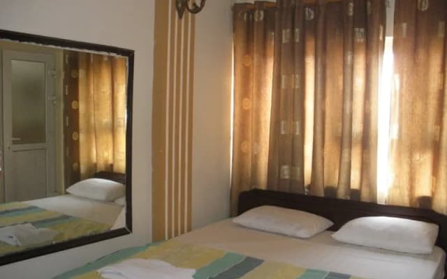 Thien Huong Hotel Van Mieu - photo 5