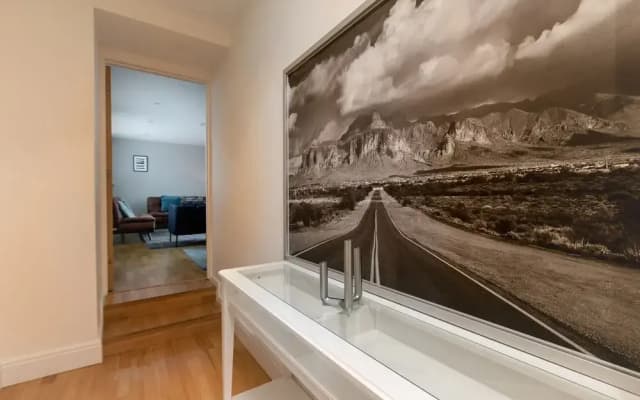 3 Beds 2 Baths Penthouse - photo 5