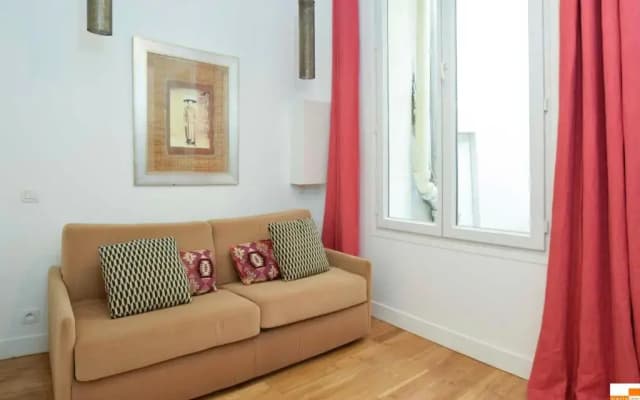 S02199 - Pretty studio for 2 people in the heart of the Montorgueil neighborhood - photo 5