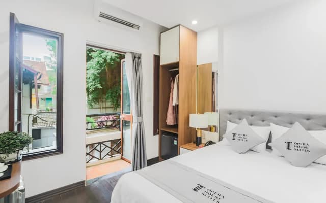 Opera House Suites - photo 3