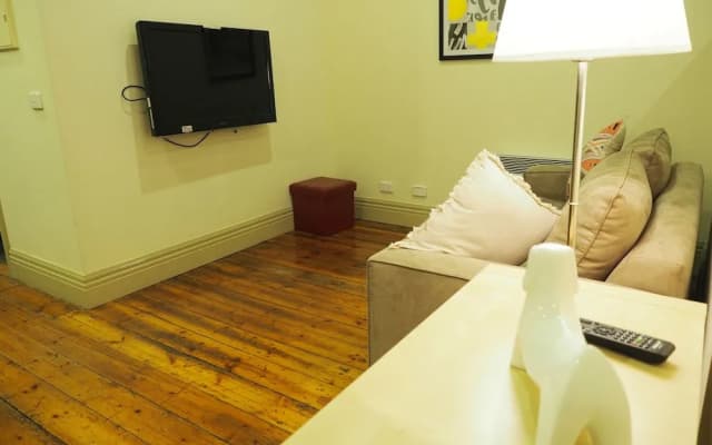Flinders Lane Apartments formally Melbourne City Stays - photo 4