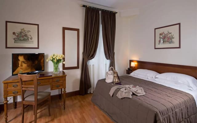 Hotel Villa Grazioli - photo 2