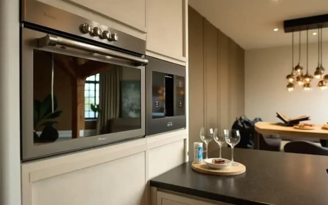 Modern 3-bed Apartment in Amsterdam - photo 3