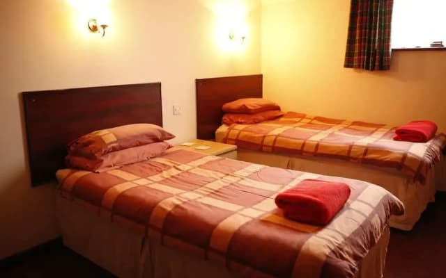 Riverside Hotel - photo 3
