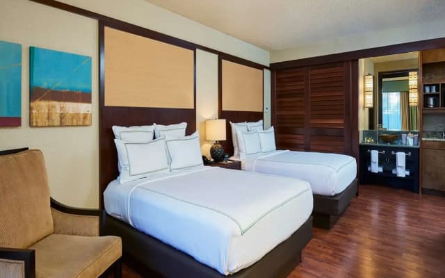 DoubleTree by Hilton Orlando Theme Park Resort - photo 2