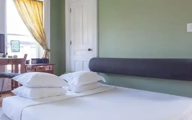 President Street Townhouse by onefinestay - photo 3