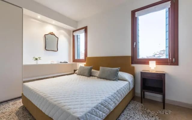 Ca' Della Frutta Venetian Apartment - photo 2