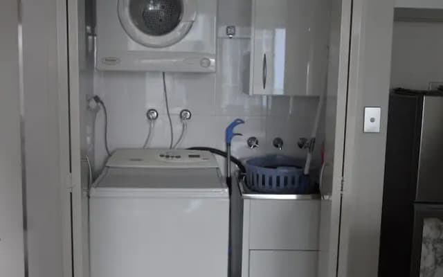 Large Apartment in World Square Sydney - photo 3