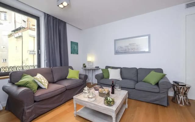 Monti Trendy Apartment - photo 2
