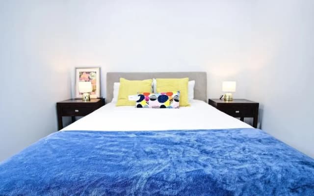 154 Wyndham - photo 4