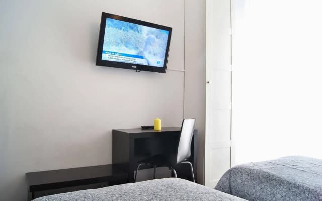 Hostal Cibeles - photo 5