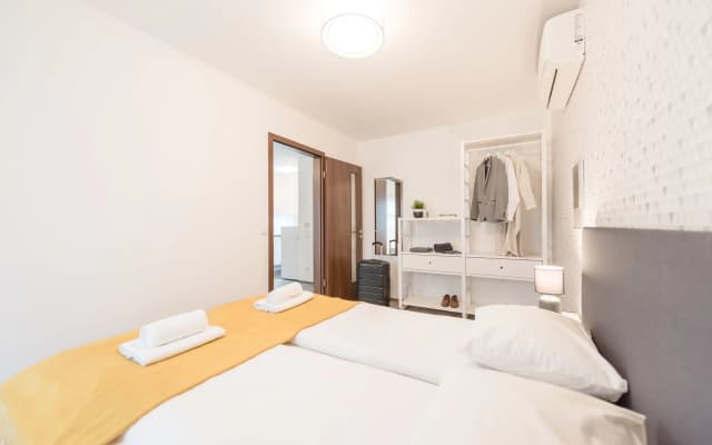 Oasis Apartments at Broadway Residence - photo 4