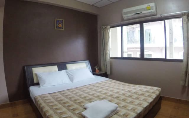 Drunken Duck Guesthouse - photo 5