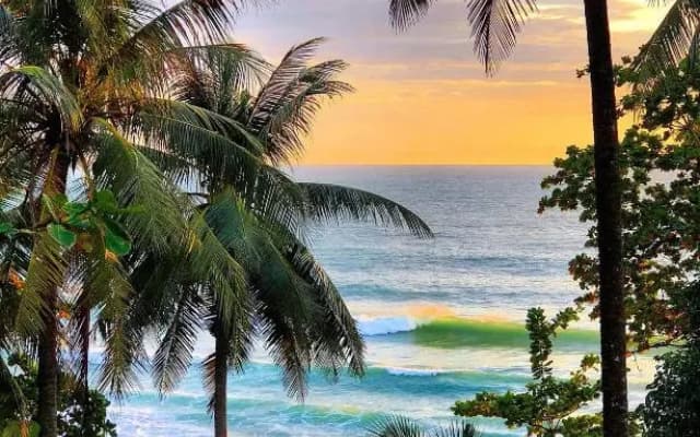 "beachfront 3br Luxe, Jacuzzi Pool On Naithon Beach" - photo 4