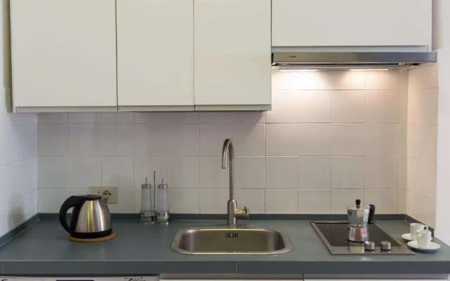 Rental In Rome Beato Angelico Apartment - photo 5
