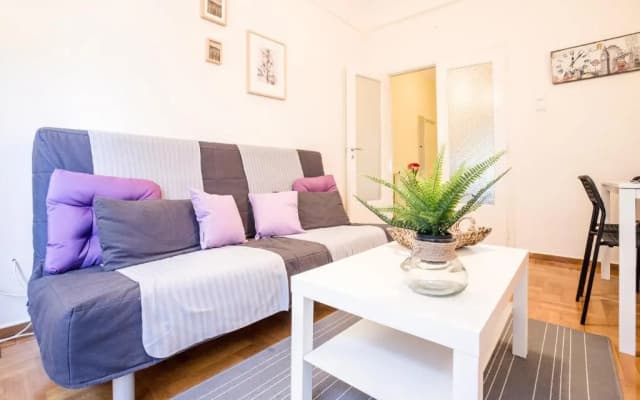 Cute flat in Central Athens - photo 4