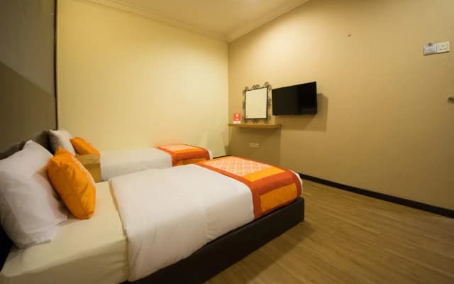 Soho City Hotel Chinatown - photo 2