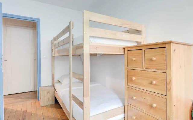 2 bedroom family apartment for 4 people by GuestReady - photo 2