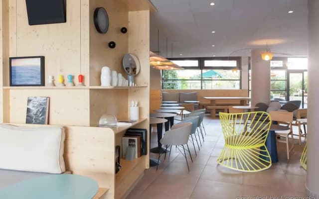 Novotel Suites Paris Montreuil Vincennes - photo 4