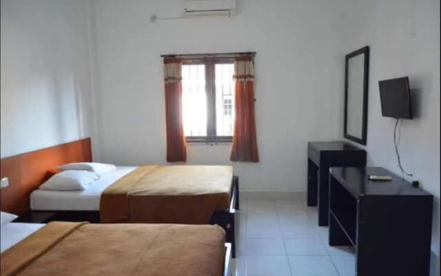 Hotel Nuansa Indah - photo 4