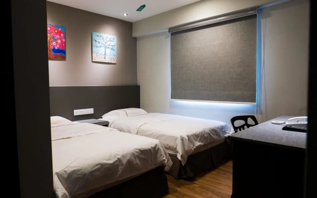 KL Guest Hotel - photo 5