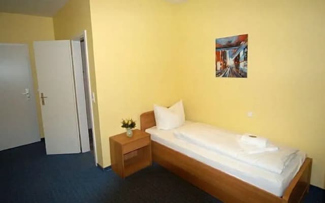 Hotel Siemensstadt - photo 3