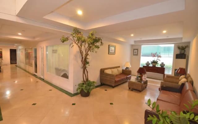 Royal Pimand - photo 2