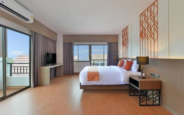 Kastel Pattaya Hotel - photo 2