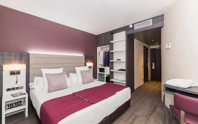Ronda Lesseps Hotel - photo 4