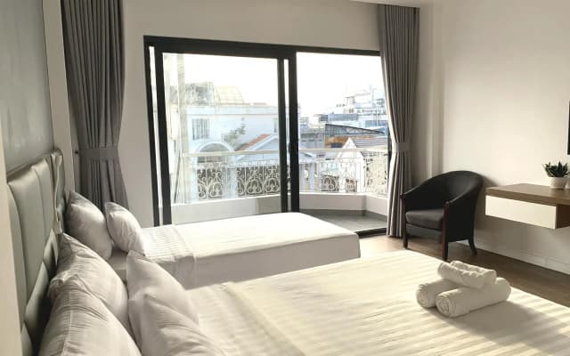Royal Dragon Boutique Hotel - photo 3