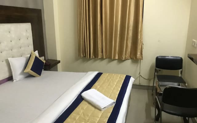 Hotel Aamantran Inn - photo 5