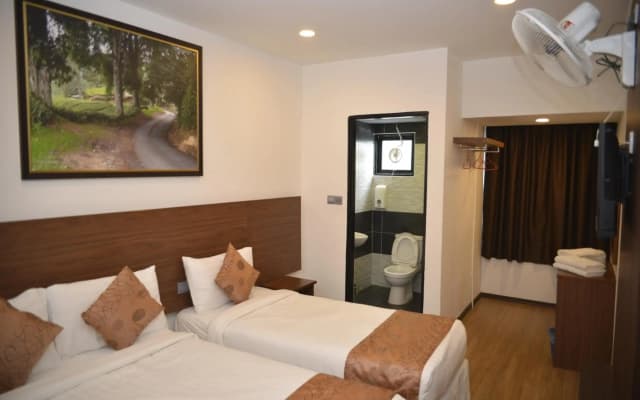 Highlanders Hotel - photo 4