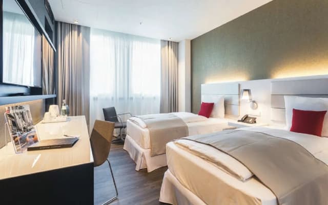 Hotel Riu Plaza Berlin - photo 4