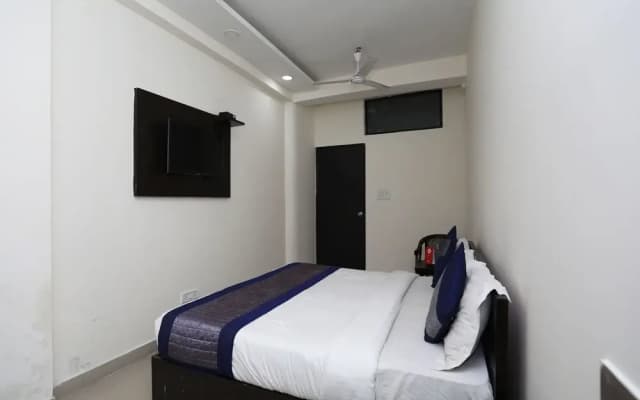 Hotel Aravali Inn - photo 3