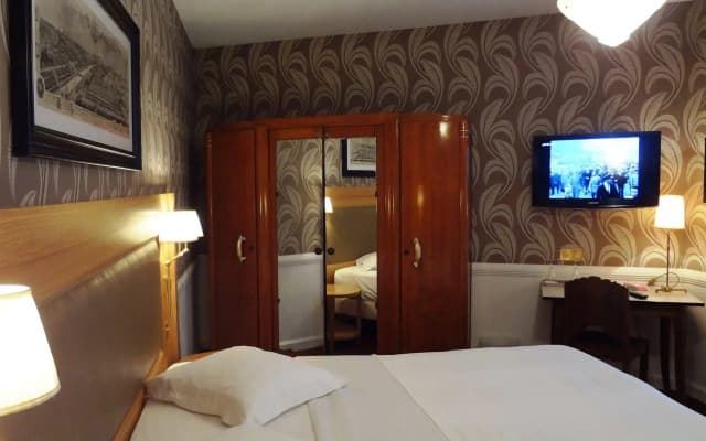 Hotel Le Cercle Tour Eiffel - photo 4