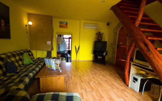 7x24 Central Hostel - photo 4