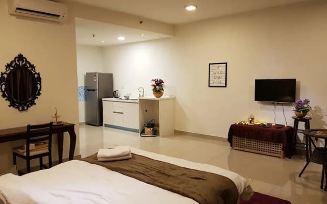 EUZMO Residences @ Trefoil Setia Alam - photo 5