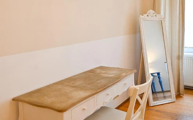 Bright Apartment Schönbrunn Palace - photo 5