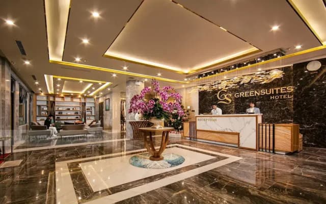 Green Suites Hotel Ha Long - photo 2