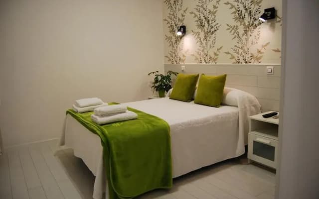 Hostal Petite Maman - photo 4