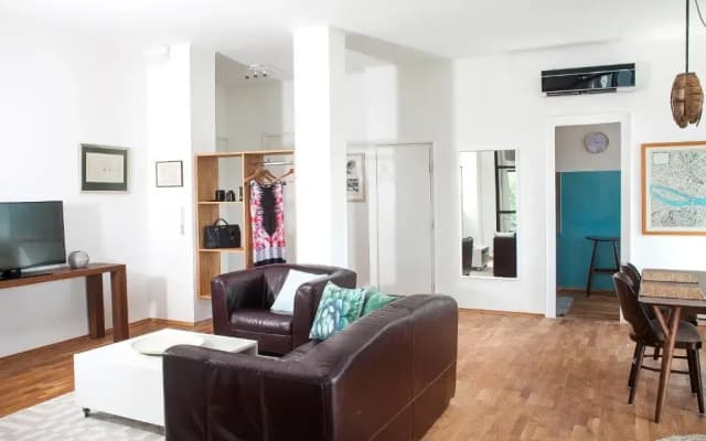 Riverside Panorama Apartment - photo 3