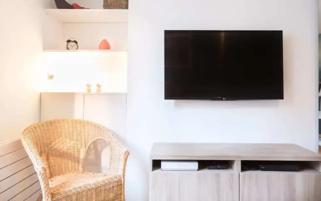 Vibrant Studio for 4 Near Gare de L'est - photo 3