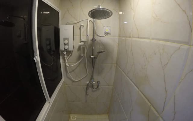 Crystal Dhiffushi - photo 5