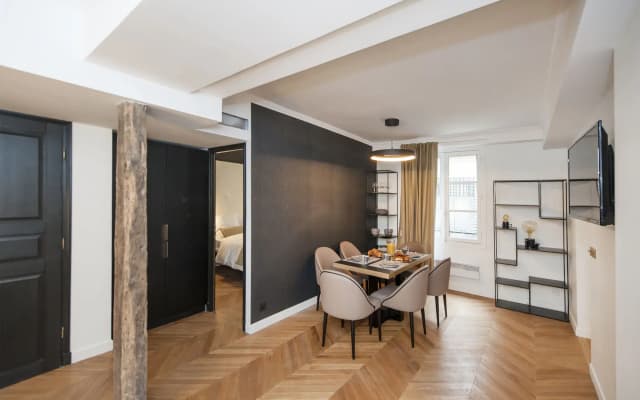 Odeon Saint Germain Apartments - photo 4