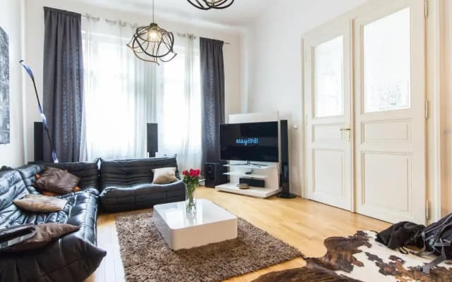 Lesser Town Apartment - photo 3
