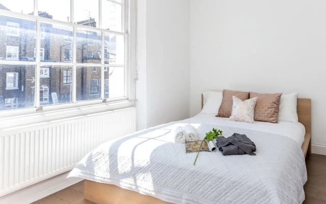 Gloucester Terrace by Lime Street - photo 3